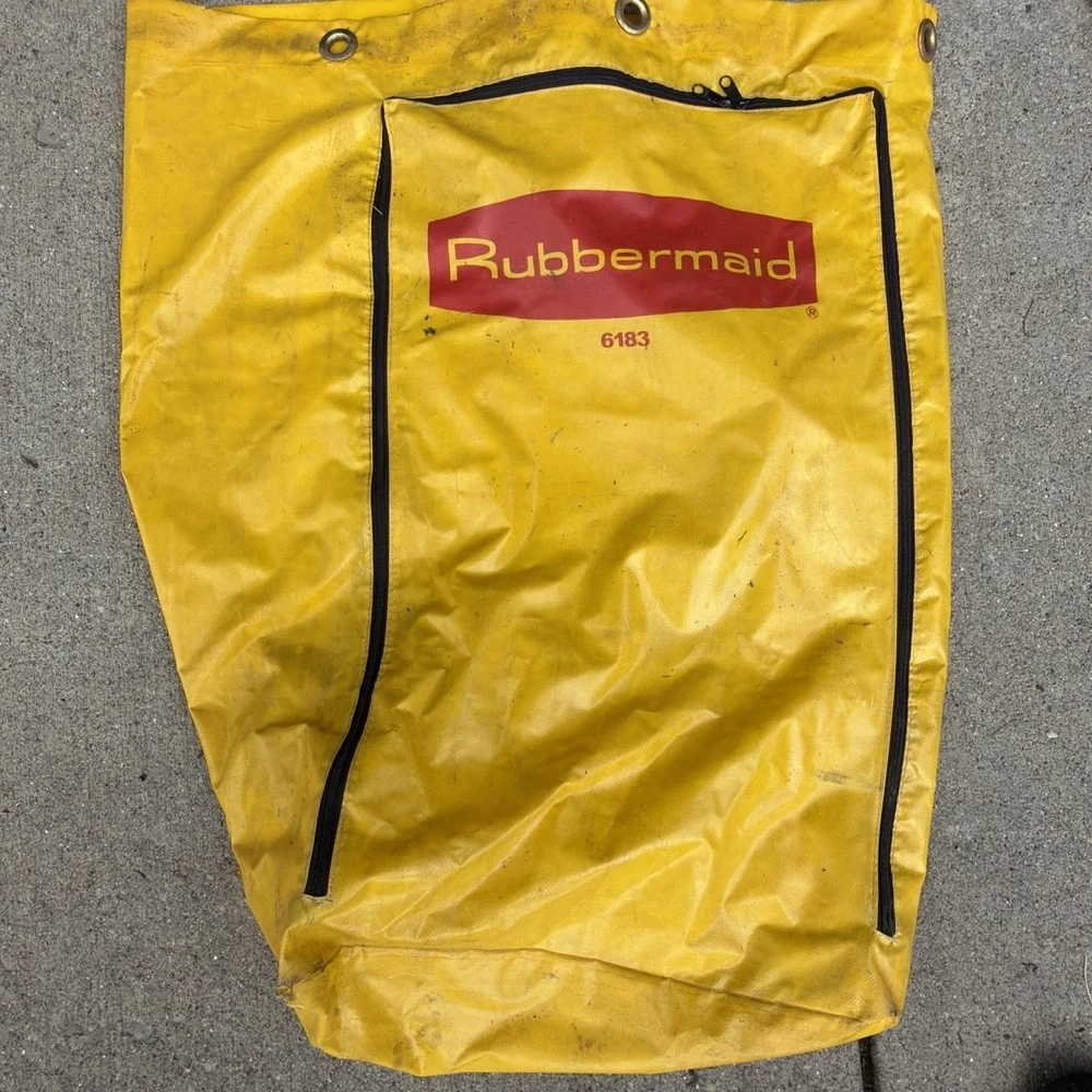 (4)‎ Rubbermaid Commercial 6183 Zippered Yellow Vinyl Cleaning Cart Bag